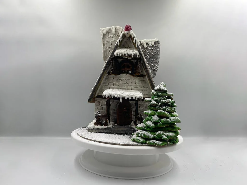 Gingerbread Santas House